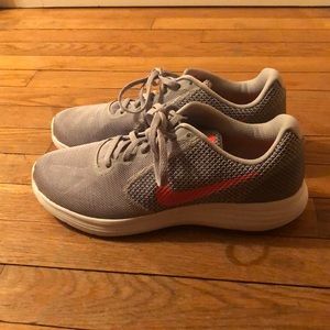 Women’s Nike sneakers